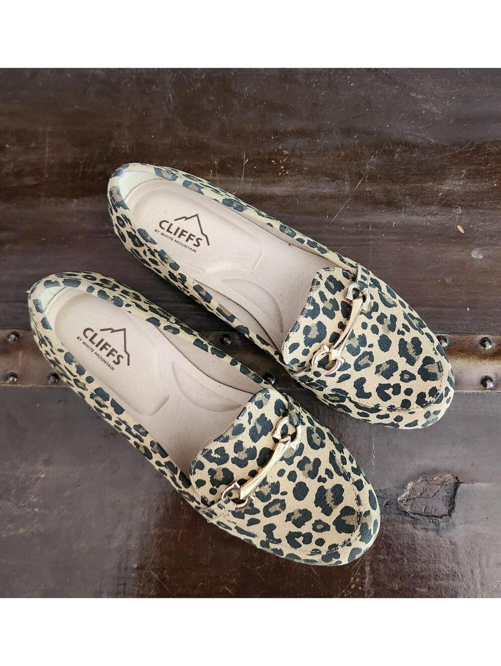 Cliffs by White Mountain Leopard Print Loafers Flats Size 6 Women’s